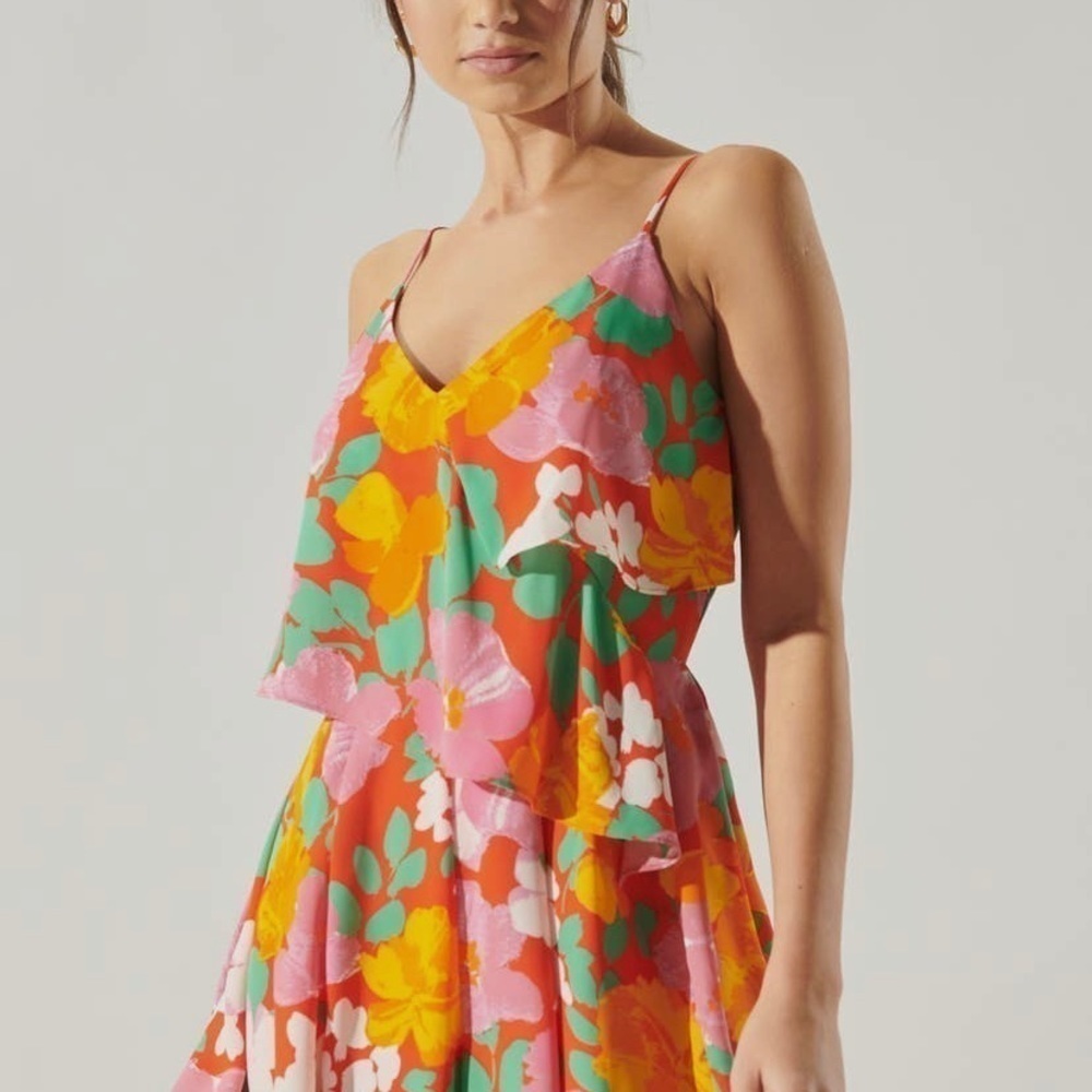 Sugarlips Floral Multicolor Romper - Picture 2 of 10